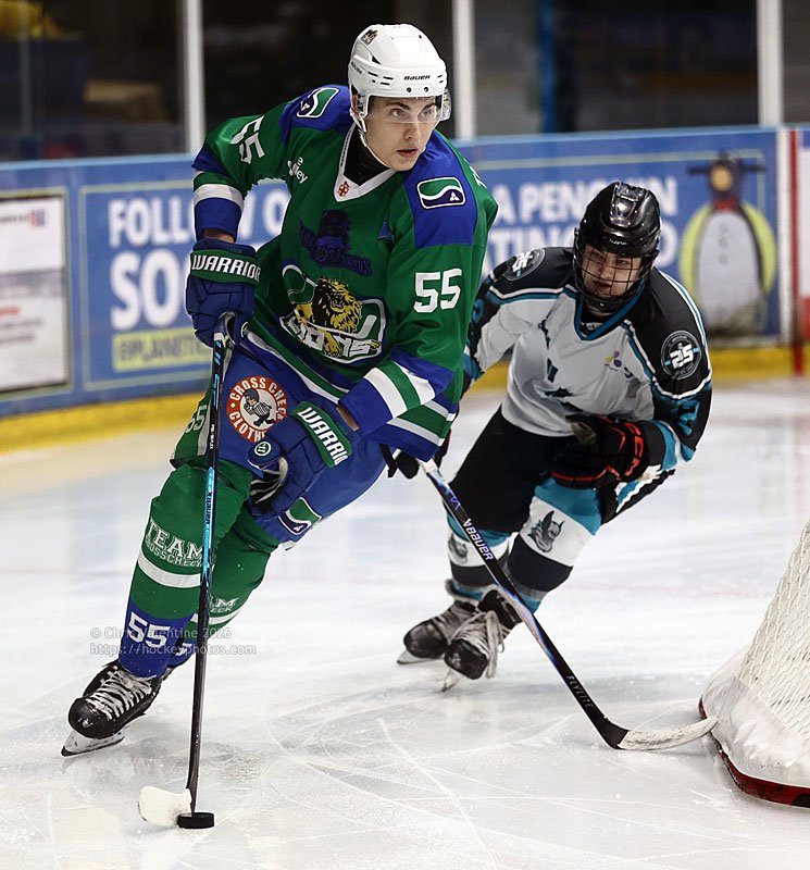 Photo © Chris Valentine of hockeyphotos.com.